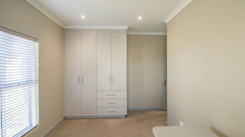 To Let 4 Bedroom Property for Rent in Kingswood Golf Estate Western Cape